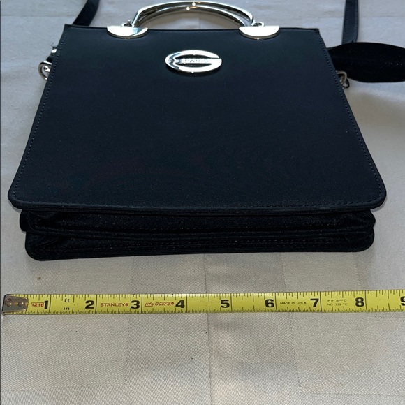 Chic Black Crossbody Bag - Picture 5 of 8